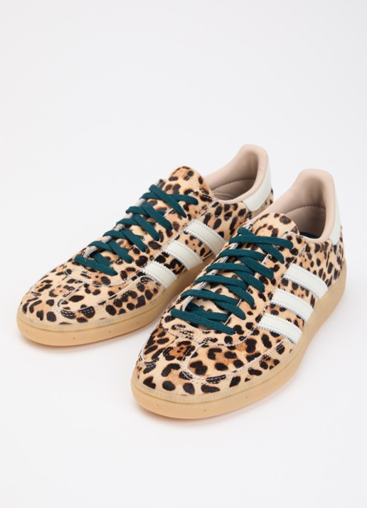 Adidas Handball Spezial sneaker met panterprint - detail camel
