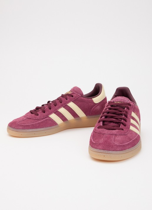 Adidas Handball Spezial sneaker van suède - detail vanillegeel