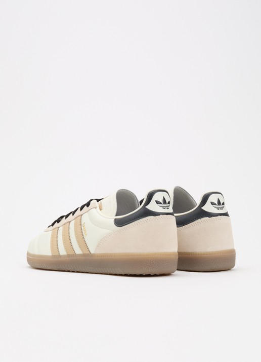 Adidas Samba JP sneaker van leer met details van suède - achterkant gebroken wit