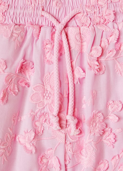 AI&KO Merline wide fit korte broek met bloemborduring - detail roze