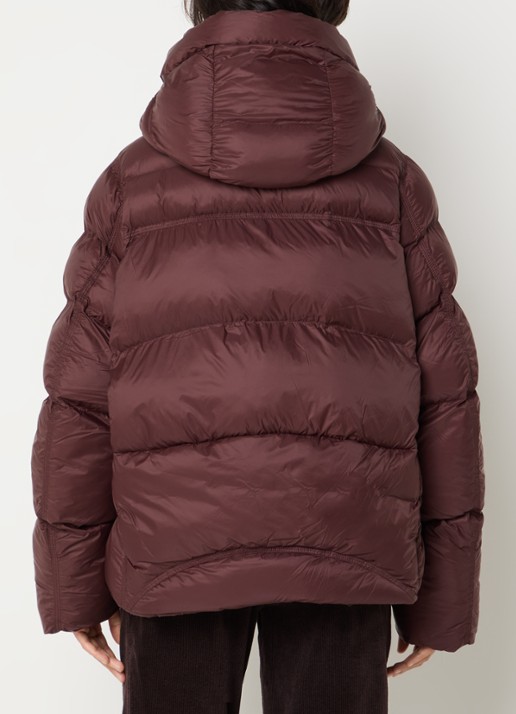 Airforce Kaia puffer jack met capuchon en logo - achterkant roodbruin