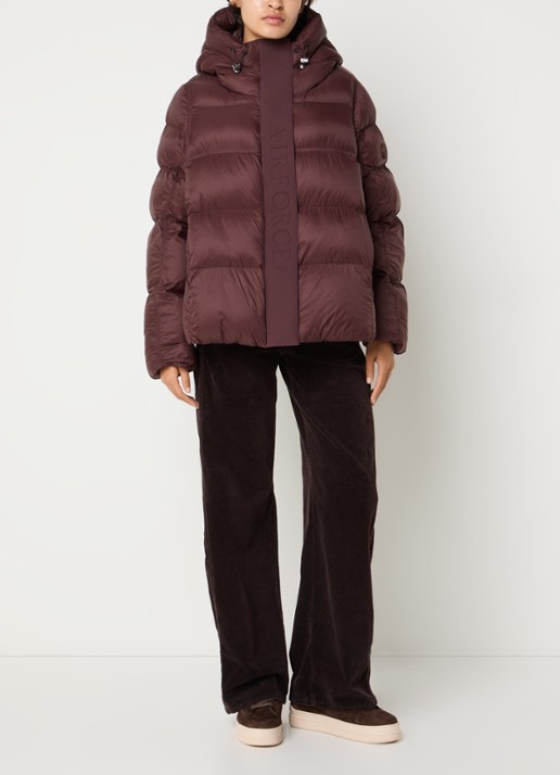 Airforce Kaia puffer jack met capuchon en logo - voorkant 4 roodbruin