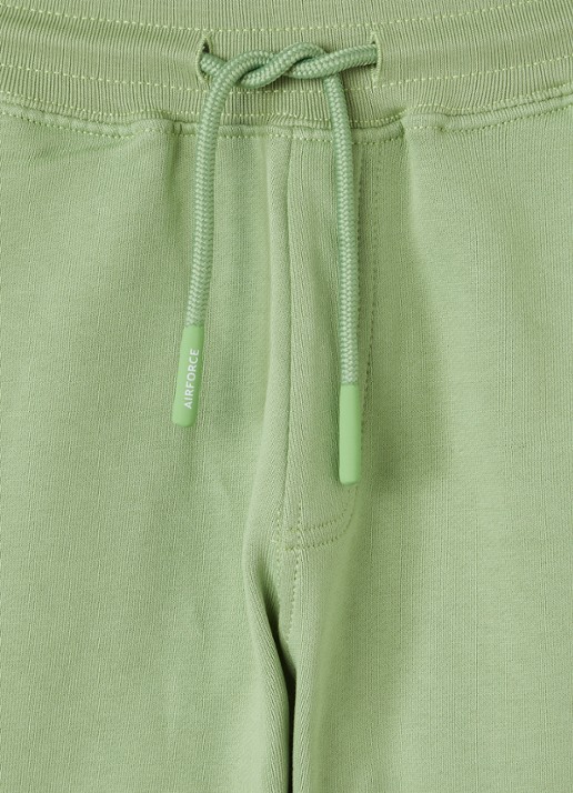 Airforce Loose fit korte joggingbroek - detail groen