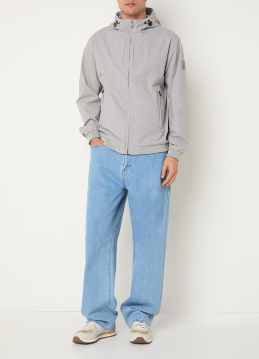 Airforce Softshell jack met capuchon en ritszakken - voorkant 2 lichtgrijs