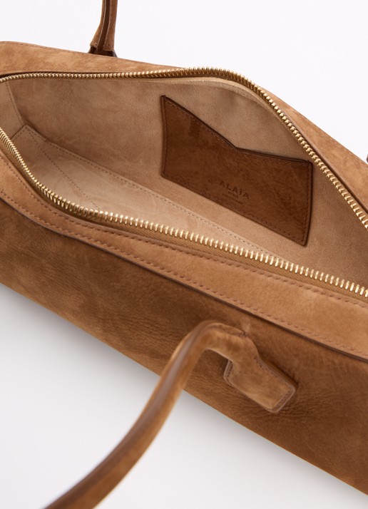 Alaïa Le Teckel Medium schoudertas van nubuck - detail 3 roestbruin