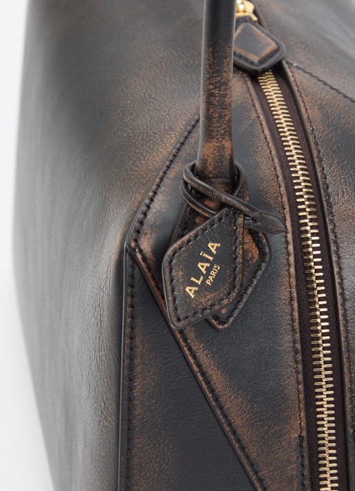 Alaïa Medium Bowling schoudertas van leer - detail 3 donkerbruin