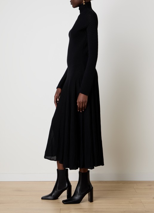 Alaïa Ribgebreide jurk in wolblend met opstaande kraag - voorkant 3 zwart