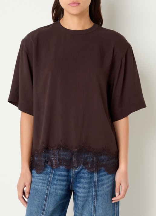 alchemist Fia T-shirt met schoudervulling en details van kant - detail chocoladebruin