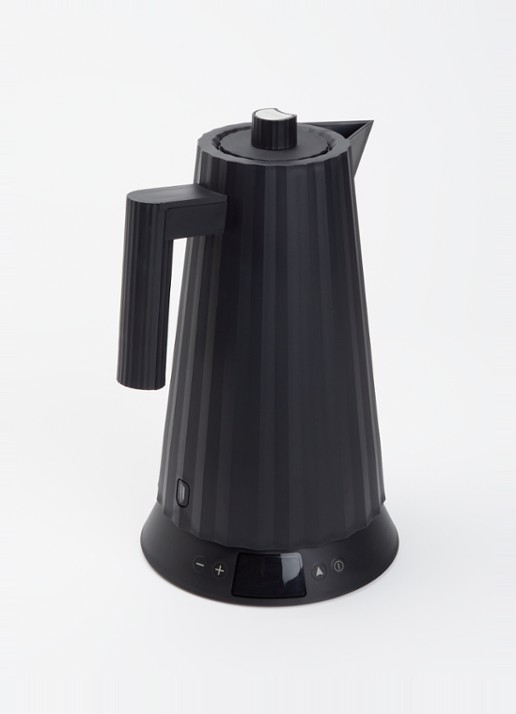 Alessi Plissé Waterkoker 1,7 liter MDL21 B - voorkant 3 zwart