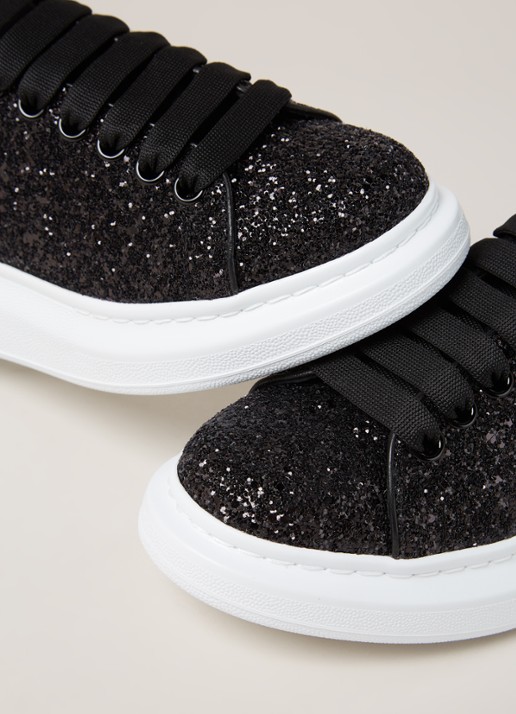 Alexander McQueen Oversized sneaker van kalfsleer met glitter  - detail 6 zwart