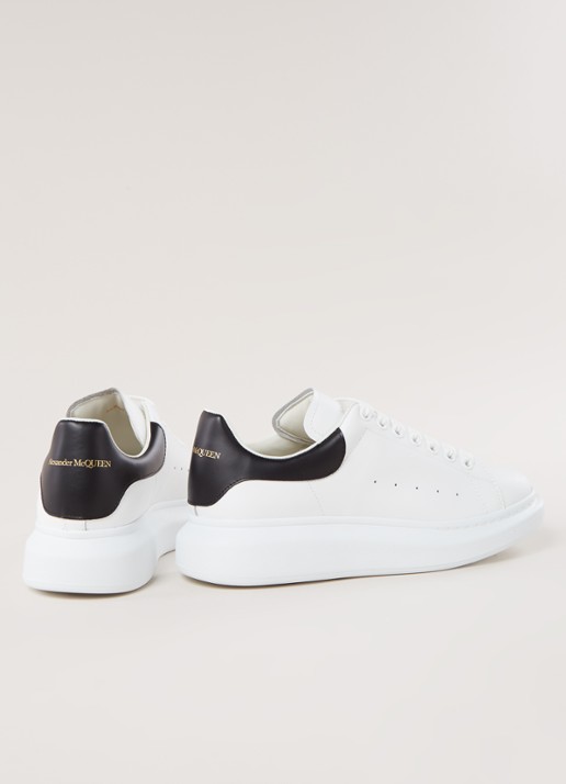 Alexander McQueen Oversized sneaker van kalfsleer - detail 3 wit