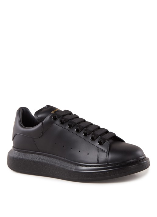 Alexander McQueen Oversized sneaker van kalfsleer - voorkant 5 zwart
