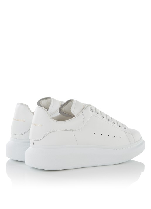 Alexander McQueen Oversized sneaker van kalfsleer - detail 4 wit