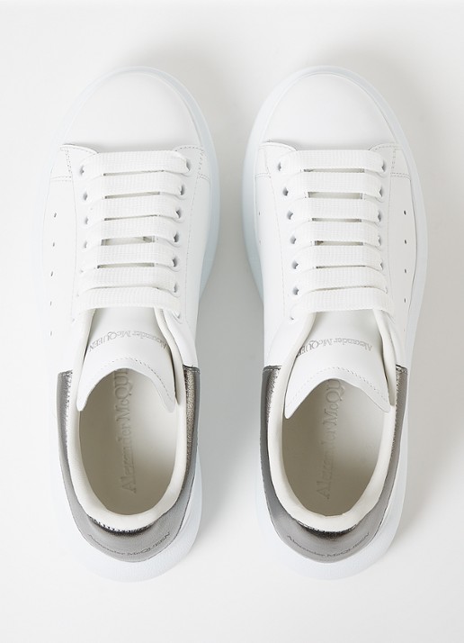 Alexander McQueen Oversized sneaker van kalfsleer - detail 4 wit