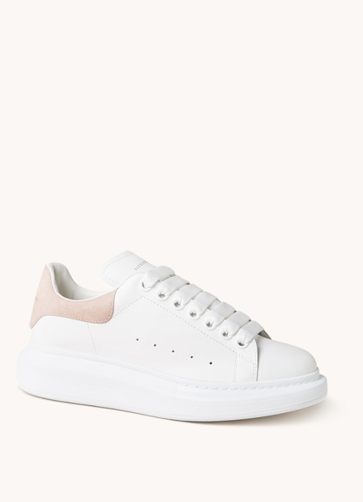 Alexander McQueen Oversized sneaker van kalfsleer - voorkant wit