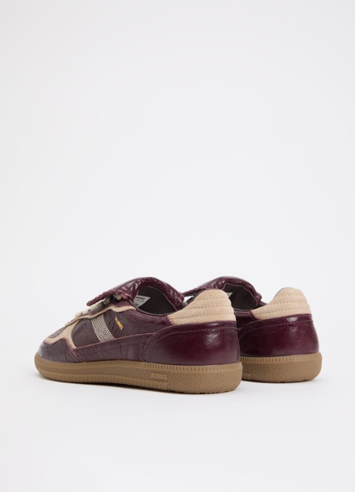 ALOHAS Tb.490 Club sneaker van lakleer met details van suède - achterkant bordeauxrood