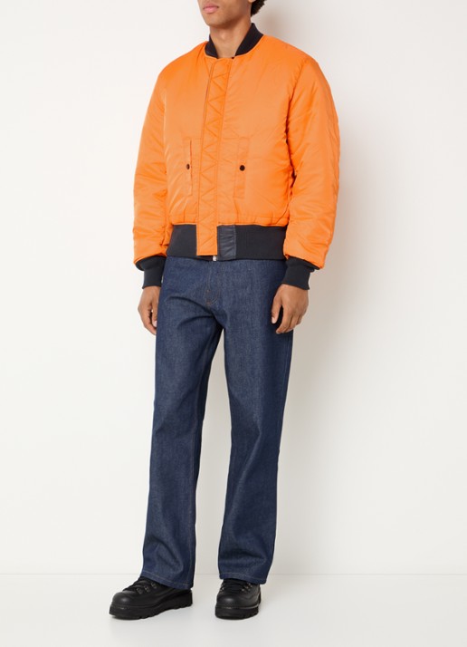 Alpha Industries MA-1 Heritage reversible gewatteerd bomberjack met klepzakken - voorkant 4 antraciet