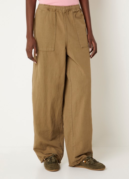 American Vintage Namazliane mid waist wide fit broek met opgestikte zakken - detail mosgroen