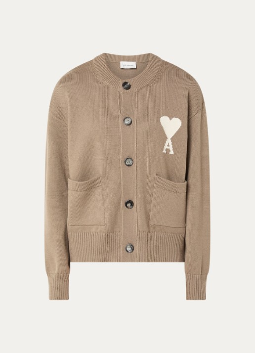 AMI Paris Grofgebreid vest in wolblend met ingebreid logo - voorkant zand