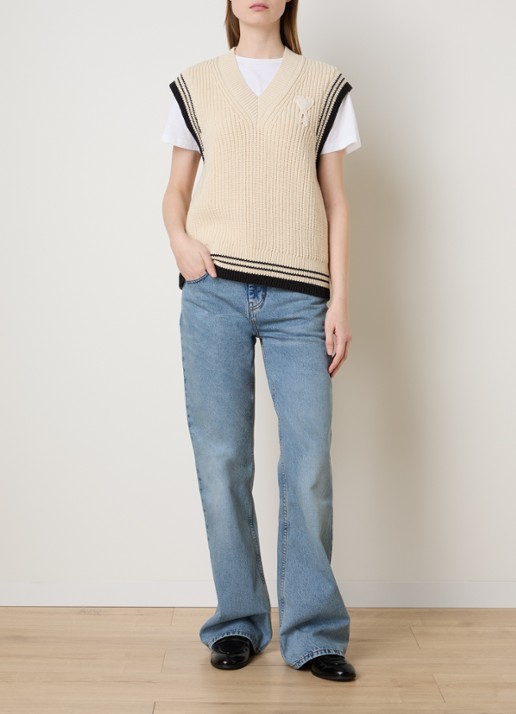 AMI Paris Grofgebreide spencer in wolblend met logo - voorkant 4 beige