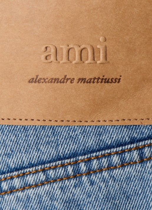 AMI Paris Loose fit jeans met medium wassing - detail 6 indigo