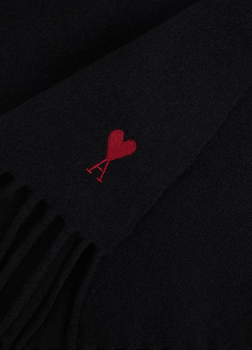 AMI Paris Quota sjaal van wol 190 x 26 cm - detail zwart