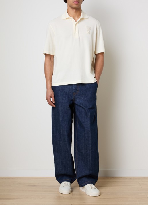 AMI Paris Regular fit polo van piqué katoen met logoborduing - voorkant 4 naturel