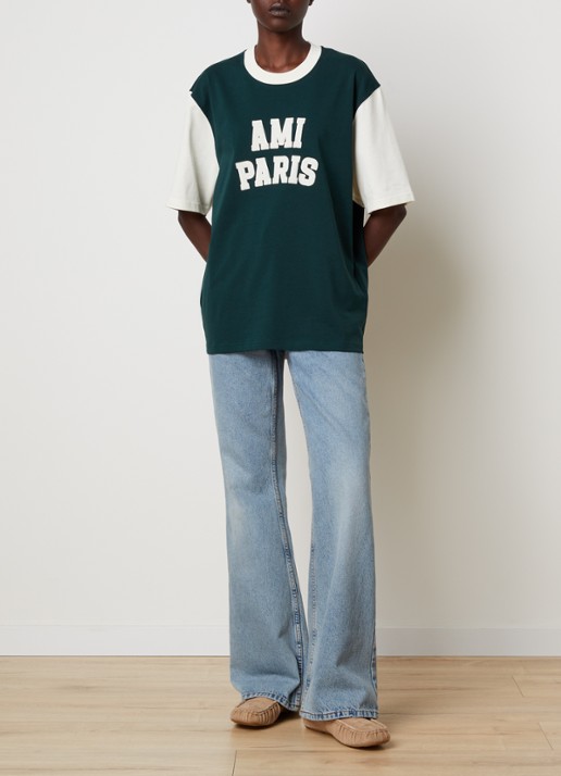 AMI Paris T-shirt met logoborduring - voorkant 4 groen