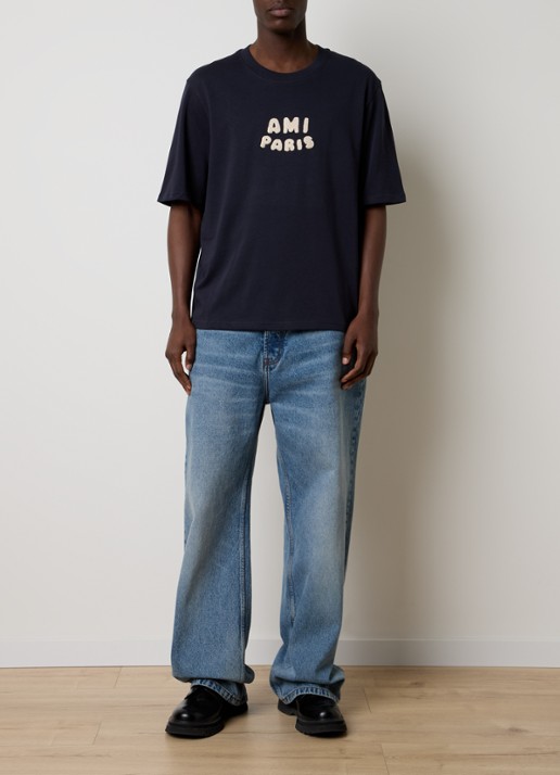 AMI Paris T-shirt van  katoen met logoborduring - voorkant 5 donkerblauw