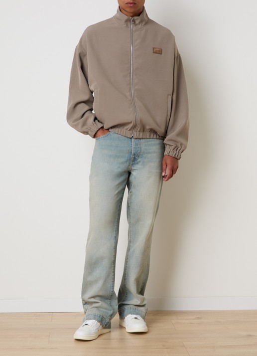 AMIRI Flared jeans met medium wassing en steekzakken - voorkant 3 indigo