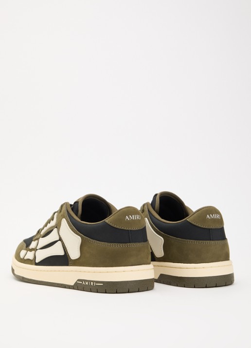 AMIRI Skel Top Low sneaker van suède met leren details - achterkant 2 bronsgroen
