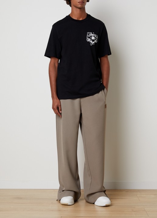 AMIRI Straight fit trackpants met steekzakken en logo - voorkant 3 donkerbeige