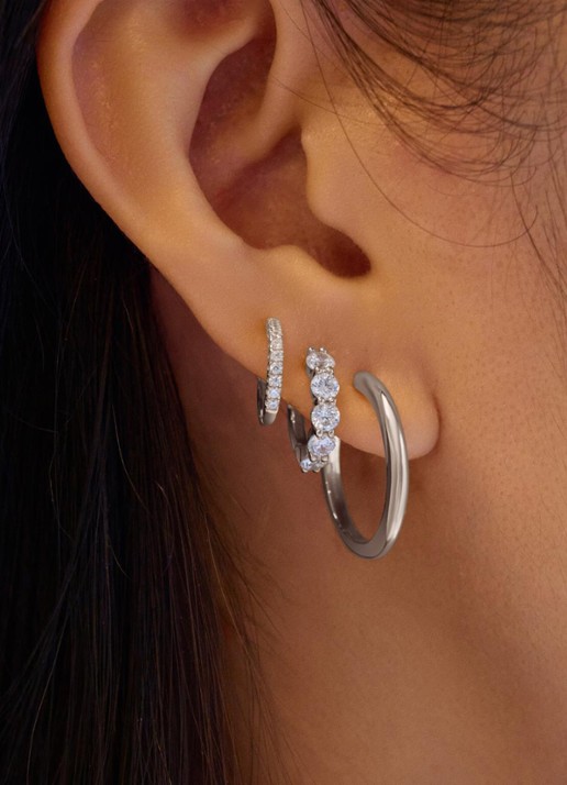 Ania Haie Sparkle Hug oorringen van zilver - voorkant 2 zilver