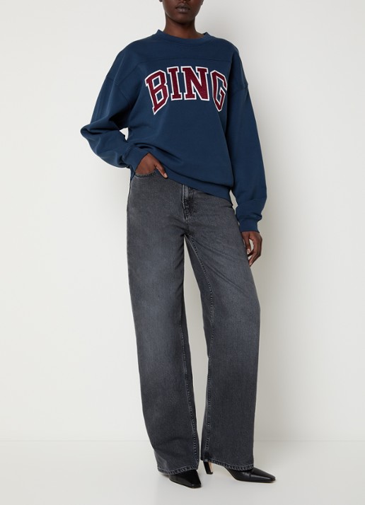 Anine Bing Trenton sweater met logoborduring - voorkant 2 indigo