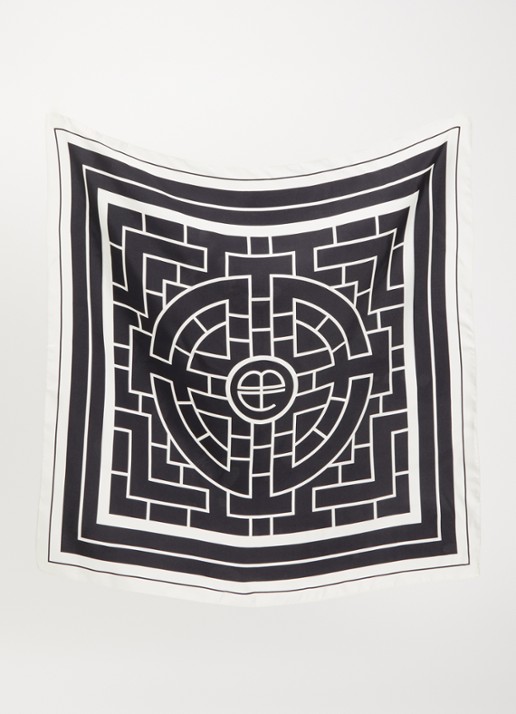 Anine Bing York sjaal van zijde met logoprint 60 x 60 cm - detail zwart