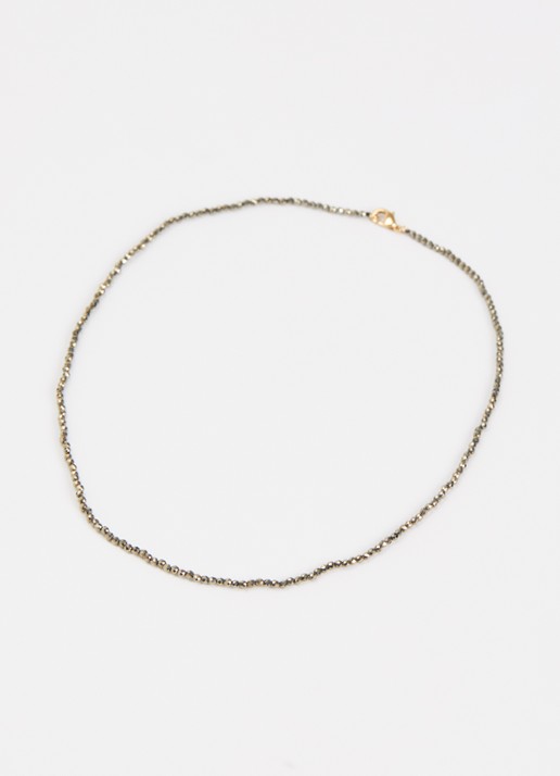 Anna + Nina Pyrite Gemstone ketting verguld - detail goud