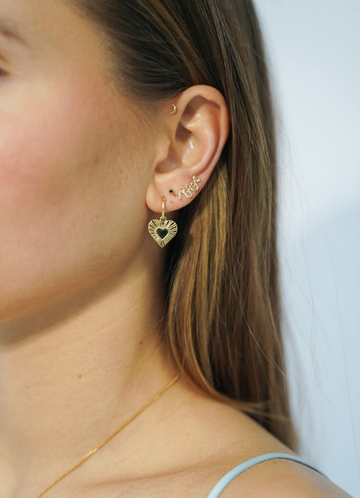 Anna + Nina Rhapsody Love enkele oorring verguld - voorkant 3 goud