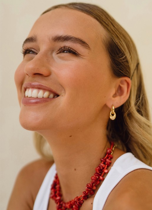 ANNI LU Petit pebble oorringen verguld - voorkant 2 goud