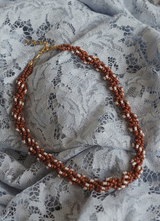 ANNI LU Rodeo kralenketting verguld - detail bruin