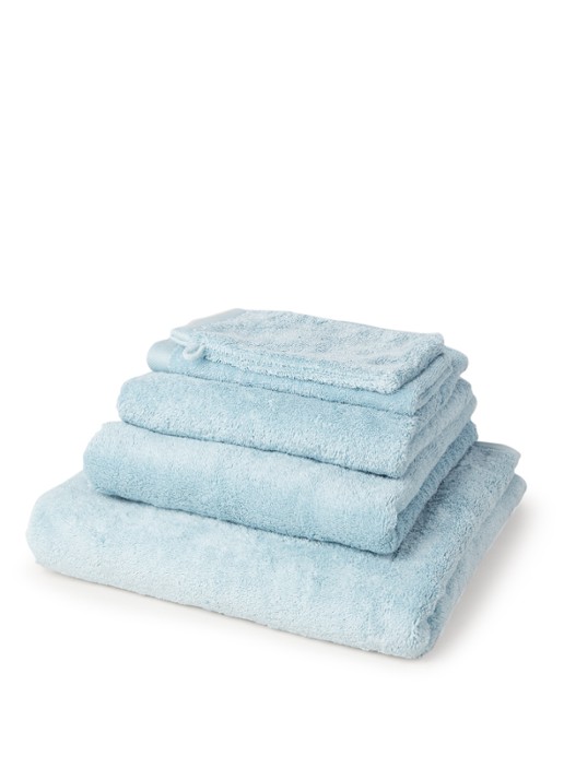 Aquanova London badhanddoek - 600 gr/m2 - 55 x 100 cm - voorkant 2 lichtblauw
