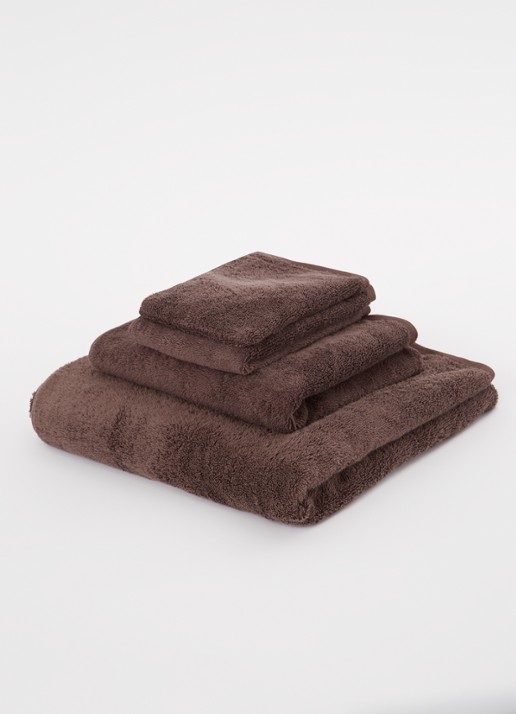 Aquanova London badhanddoek - 600 gr/m² - 55 x 100 cm - voorkant 2 bruin