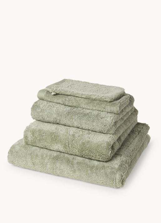 Aquanova London badlaken 70 cm x 130 cm - voorkant 2 mosgroen