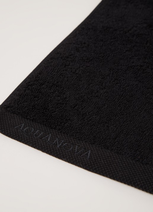 Aquanova London gastendoek 30 cm x 50 cm - detail zwart