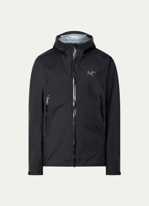 Arc'teryx Beta Gore-Tex windjack met logoborduring en ritszakken - voorkant zwart