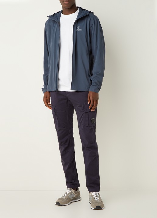 Arc'teryx Gamma softshell jack met capuchon en ritszakken - voorkant 2 donkerblauw