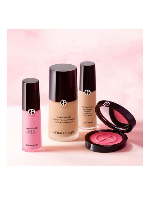 Armani Beauty Cheek Tint - vloeibare blush - detail 4 65 intense berry