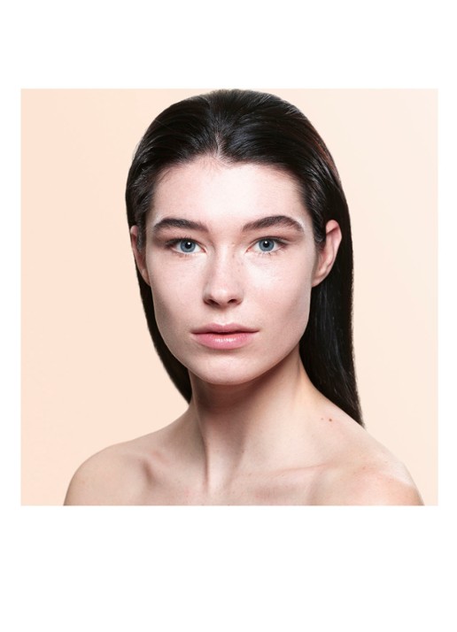 Armani Beauty Luminous Silk Foundation - detail 6 4.75