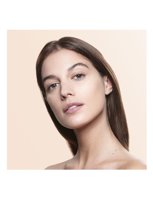Armani Beauty Luminous Silk Foundation - detail 7 5.75