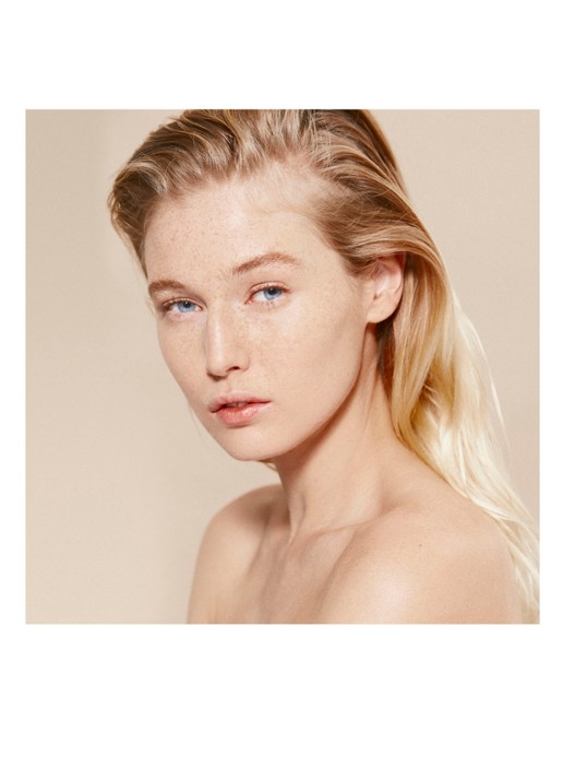 Armani Beauty Luminous Silk Foundation - detail 6 3.8