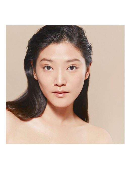 Armani Beauty Luminous Silk Foundation - detail 6 5.2